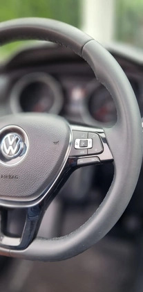 Volkswagen Tiguan Allspace cena 108300 przebieg: 76000, rok produkcji 2020 z Zielonka małe 352